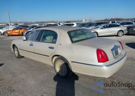 2002 Lincoln Town Car Cartier from USA, damaged, VIN 1LNHM83W32Y667781